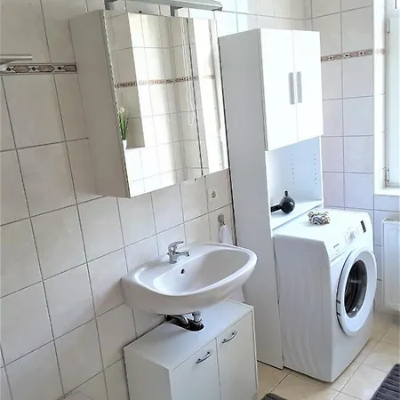 Citywohnung An Der Alten Maschinenfabrik - Naehe Bahnhof *